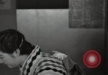 Standbild kimono fashion parade Japan, 1939, aus Sekunde 25 historischem Filmmaterial Videoclip 65675074747