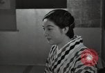 Standbild kimono fashion parade Japan, 1939, aus Sekunde 32 historischem Filmmaterial Videoclip 65675074747