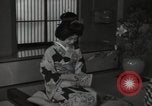Standbild kimono fashion parade Japan, 1939, aus Sekunde 44 historischem Filmmaterial Videoclip 65675074747