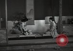 Standbild kimono fashion parade Japan, 1939, aus Sekunde 58 historischem Filmmaterial Videoclip 65675074747