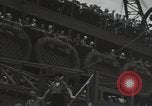 Standbild Überlebenden der USS Yorktown Oahu Hawaii USA, 1942, aus Sekunde 18 historischem Filmmaterial Videoclip 65675074760