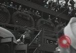 Standbild Überlebenden der USS Yorktown Oahu Hawaii USA, 1942, aus Sekunde 39 historischem Filmmaterial Videoclip 65675074760