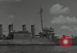 Image survivants du USS Yorktown Oahu Hawaii USA, 1942, de la seconde 6 séquences d'archives historiques vidéo 65675074761