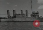 Image survivants du USS Yorktown Oahu Hawaii USA, 1942, de la seconde 7 séquences d'archives historiques vidéo 65675074761