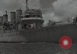 Image survivants du USS Yorktown Oahu Hawaii USA, 1942, de la seconde 11 séquences d'archives historiques vidéo 65675074761