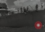 Image survivants du USS Yorktown Oahu Hawaii USA, 1942, de la seconde 25 séquences d'archives historiques vidéo 65675074761