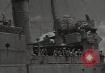 Image survivants du USS Yorktown Oahu Hawaii USA, 1942, de la seconde 45 séquences d'archives historiques vidéo 65675074761