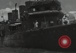Image survivants du USS Yorktown Oahu Hawaii USA, 1942, de la seconde 51 séquences d'archives historiques vidéo 65675074761