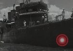 Image survivants du USS Yorktown Oahu Hawaii USA, 1942, de la seconde 54 séquences d'archives historiques vidéo 65675074761