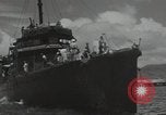 Image survivants du USS Yorktown Oahu Hawaii USA, 1942, de la seconde 60 séquences d'archives historiques vidéo 65675074761