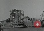 Standbild USA Kriegsschiff Oahu Hawaii USA, 1943, aus Sekunde 10 historischem Filmmaterial Videoclip 65675074764