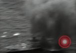 Standbild Angriff Transport Kwajalein Insel Inseln Marshall, 1948, aus Sekunde 35 historischem Filmmaterial Videoclip 65675074766