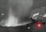 Standbild Angriff Transport Kwajalein Insel Inseln Marshall, 1948, aus Sekunde 58 historischem Filmmaterial Videoclip 65675074766