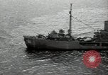 Standbild Angriff Transport Kwajalein Insel Inseln Marshall, 1948, aus Sekunde 17 historischem Filmmaterial Videoclip 65675074767