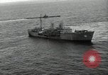 Standbild Angriff Transport Kwajalein Insel Inseln Marshall, 1948, aus Sekunde 22 historischem Filmmaterial Videoclip 65675074767