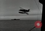 Immagine di Piani di osservazione di Doolittle Task Force 18 recuperata da Cruiser Oceano Pacifico, 1942, secondo 49 filmato di repertorio 65675074772