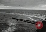 Immagine di Piani di osservazione di Doolittle Task Force 18 recuperata da Cruiser Oceano Pacifico, 1942, secondo 61 filmato di repertorio 65675074772