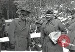 Standbild Allgemeine Lucian Truscott Ebenhausen Deutschland, 1945, aus Sekunde 20 historischem Filmmaterial Videoclip 65675074777