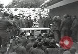 Standbild Allgemeine Lucian Truscott Ebenhausen Deutschland, 1945, aus Sekunde 46 historischem Filmmaterial Videoclip 65675074777