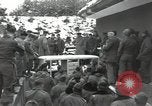 Standbild Allgemeine Lucian Truscott Ebenhausen Deutschland, 1945, aus Sekunde 47 historischem Filmmaterial Videoclip 65675074777