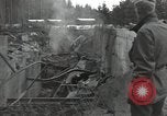 Standbild Allgemeine Lucian Truscott Ebenhausen Deutschland, 1945, aus Sekunde 50 historischem Filmmaterial Videoclip 65675074777