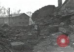 Standbild Ruinen der Fabrik Ebenhausen Krieg Anlage Ebenhausen Deutschland, 1945, aus Sekunde 6 historischem Filmmaterial Videoclip 65675074780