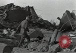 Standbild Ruinen der Fabrik Ebenhausen Krieg Anlage Ebenhausen Deutschland, 1945, aus Sekunde 18 historischem Filmmaterial Videoclip 65675074780