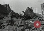 Standbild Ruinen der Fabrik Ebenhausen Krieg Anlage Ebenhausen Deutschland, 1945, aus Sekunde 19 historischem Filmmaterial Videoclip 65675074780