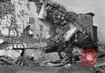 Standbild Ruinen der Fabrik Ebenhausen Krieg Anlage Ebenhausen Deutschland, 1945, aus Sekunde 45 historischem Filmmaterial Videoclip 65675074780