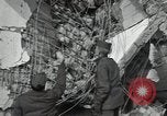 Standbild Ruinen der Fabrik Ebenhausen Krieg Anlage Ebenhausen Deutschland, 1945, aus Sekunde 49 historischem Filmmaterial Videoclip 65675074780