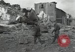Standbild Ruinen der Fabrik Ebenhausen Krieg Anlage Ebenhausen Deutschland, 1945, aus Sekunde 57 historischem Filmmaterial Videoclip 65675074780