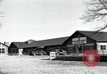 Standbild deutschen Gefangenen Bad Tölz Deutschland, 1945, aus Sekunde 11 historischem Filmmaterial Videoclip 65675074781
