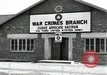Standbild deutschen Gefangenen Bad Tölz Deutschland, 1945, aus Sekunde 25 historischem Filmmaterial Videoclip 65675074781