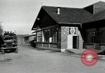 Standbild deutschen Gefangenen Bad Tölz Deutschland, 1945, aus Sekunde 40 historischem Filmmaterial Videoclip 65675074781