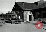 Standbild deutschen Gefangenen Bad Tölz Deutschland, 1945, aus Sekunde 42 historischem Filmmaterial Videoclip 65675074781