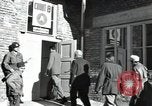 Standbild deutschen Gefangenen Bad Tölz Deutschland, 1945, aus Sekunde 57 historischem Filmmaterial Videoclip 65675074781