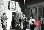 Standbild deutschen Gefangenen Bad Tölz Deutschland, 1945, aus Sekunde 59 historischem Filmmaterial Videoclip 65675074781