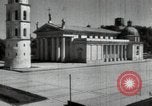 Immagine di La ricostruzione di edifici La Lituania Unione Sovietica, 1947, secondo 10 filmato di repertorio 65675074786