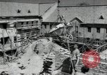 Immagine di La ricostruzione di edifici La Lituania Unione Sovietica, 1947, secondo 51 filmato di repertorio 65675074786