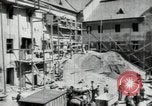 Immagine di La ricostruzione di edifici La Lituania Unione Sovietica, 1947, secondo 53 filmato di repertorio 65675074786