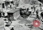 Immagine di La ricostruzione di edifici La Lituania Unione Sovietica, 1947, secondo 55 filmato di repertorio 65675074786