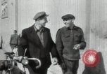 Immagine di Lavoratori La Lituania Unione Sovietica, 1947, secondo 26 filmato di repertorio 65675074789