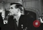 Standbild litauischen Studenten Vilnius Litauen Sozialistische Sowjetrepublik, 1947, aus Sekunde 7 historischem Filmmaterial Videoclip 65675074791