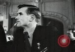 Standbild litauischen Studenten Vilnius Litauen Sozialistische Sowjetrepublik, 1947, aus Sekunde 8 historischem Filmmaterial Videoclip 65675074791
