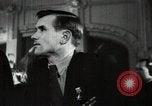 Standbild litauischen Studenten Vilnius Litauen Sozialistische Sowjetrepublik, 1947, aus Sekunde 9 historischem Filmmaterial Videoclip 65675074791