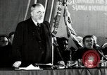 Standbild litauischen Studenten Vilnius Litauen Sozialistische Sowjetrepublik, 1947, aus Sekunde 11 historischem Filmmaterial Videoclip 65675074791