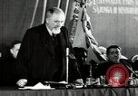 Standbild litauischen Studenten Vilnius Litauen Sozialistische Sowjetrepublik, 1947, aus Sekunde 12 historischem Filmmaterial Videoclip 65675074791