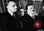 Standbild litauischen Studenten Vilnius Litauen Sozialistische Sowjetrepublik, 1947, aus Sekunde 38 historischem Filmmaterial Videoclip 65675074791