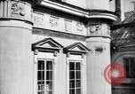 Standbild litauischen Studenten Vilnius der litauischen Sozialistischen Sowjetrepublik, 1947, aus Sekunde 14 historischem Filmmaterial Videoclip 65675074792