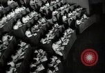 Standbild litauischen Studenten Vilnius der litauischen Sozialistischen Sowjetrepublik, 1947, aus Sekunde 33 historischem Filmmaterial Videoclip 65675074792